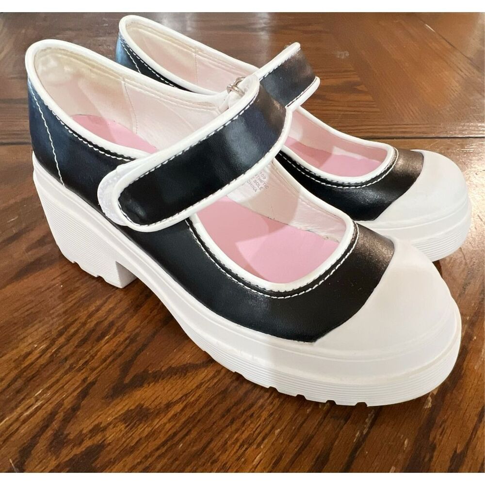 Dolls Kill Sugar Cookies Thrillz Chic Talker Platform Mary Jane’s Size 7